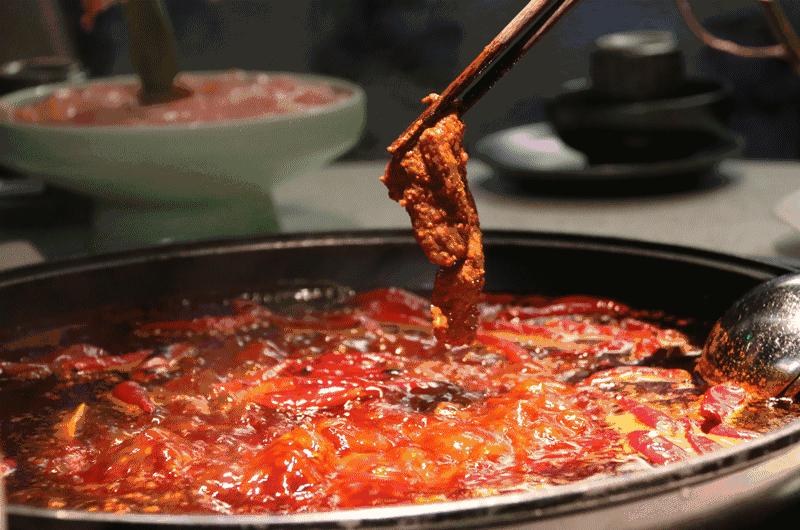 夜店里吃火锅？帮重的鸭肠烫8秒就能飙到180！