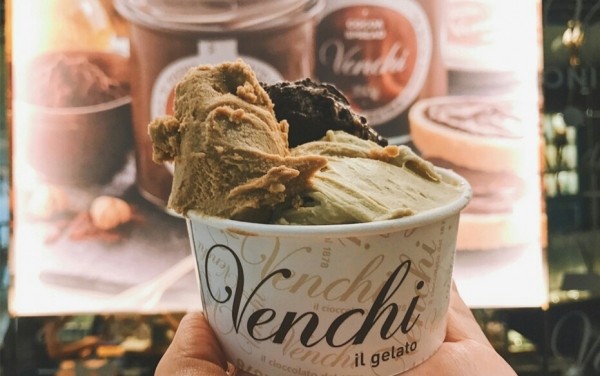 这么热的天你还不来吃冰淇淋吗,天气这么热还不来个清爽的冰淇淋