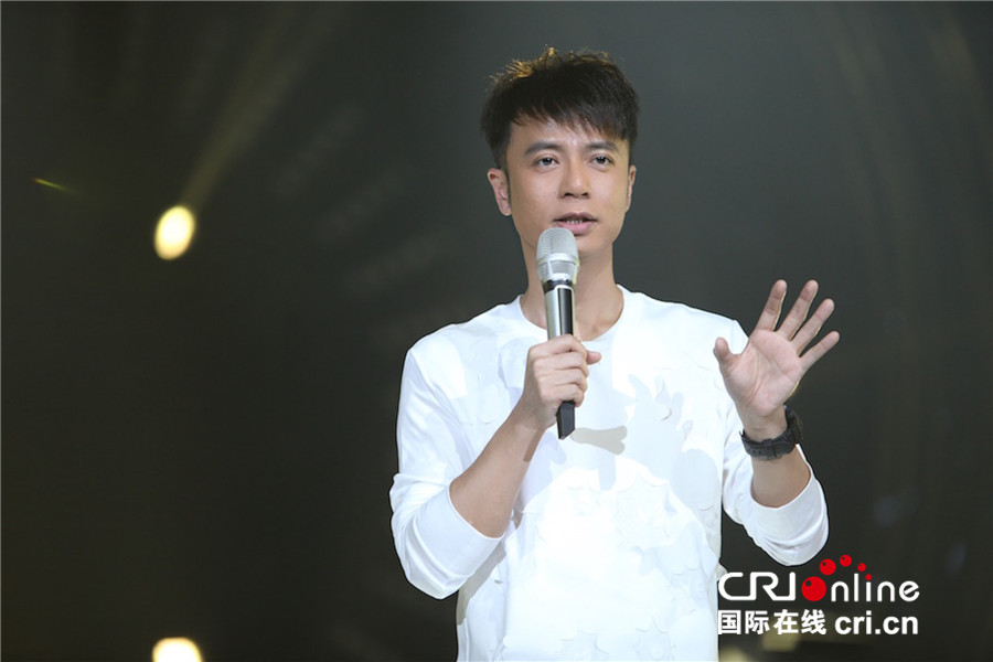 霍建华和靳东哪个才是老干部,霍建华靳东老干部天团