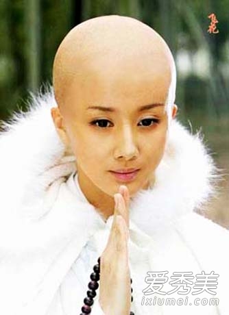 宁静范冰冰赵薇刘晓庆,刘晓庆范冰冰真人长相