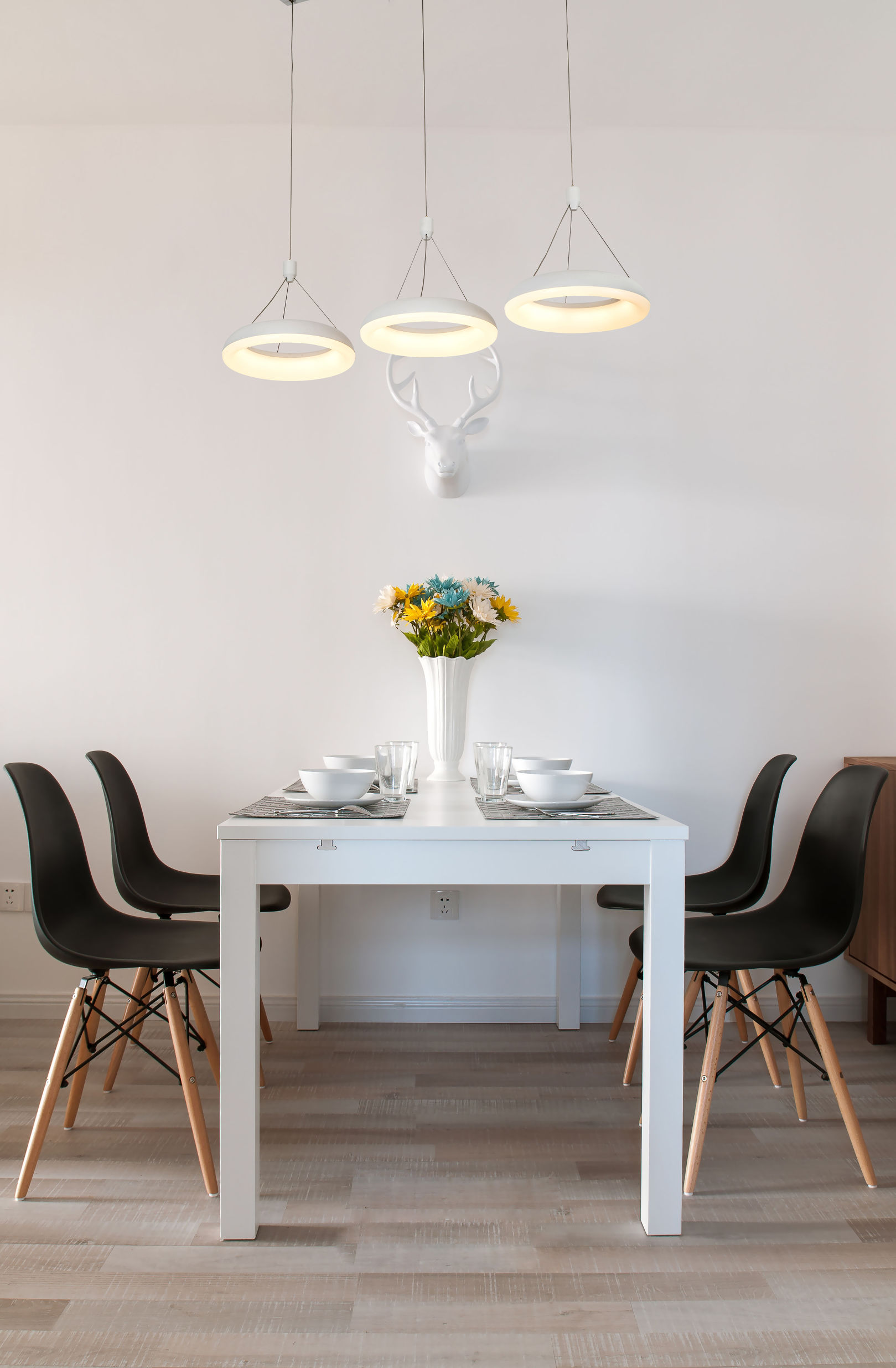 客餐厅照明灯光设计,灯光设计师户外