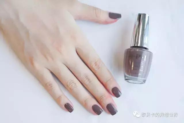 什么指甲油颜色显手白又好看,哪种纯色甲油显手白