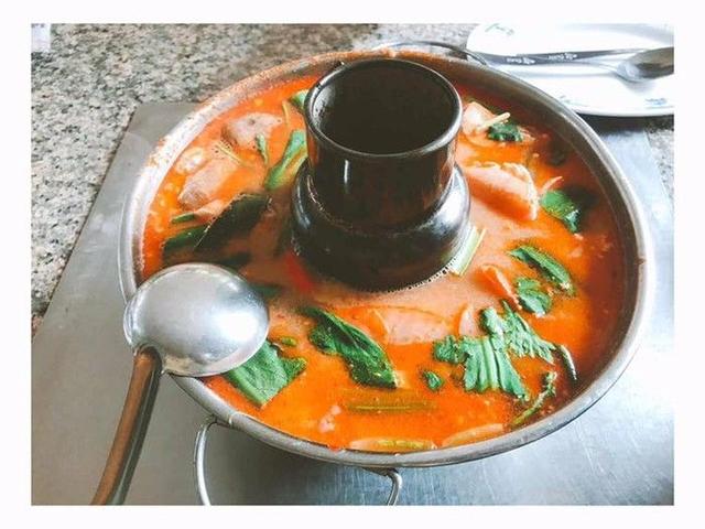 啦啦旅行-此文有毒！看完导致胃疼.....