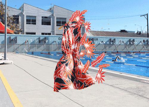 穿上印花，仿佛就有了走遍全世界的勇气