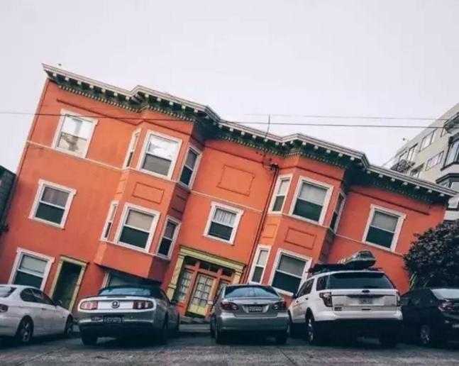 如何让拍摄的照片具有大片效果?格式化内存卡如何恢复?