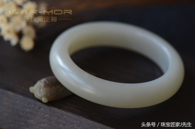 和田玉的油性和糯性鉴别,和田玉的油润细糯熟怎么看