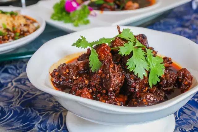 14年了，它在成都找不到对手