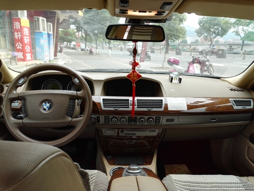 宝马7系百万硬顶敞篷4座,新老宝马7系对比图