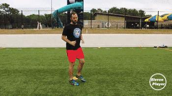 足球中场大师控球过人技巧,足球大师的停球技巧