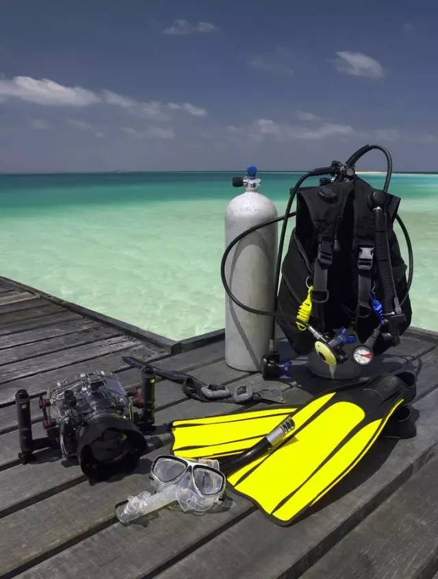 三亚潜水攻略大全,三亚怎么才能自由潜水