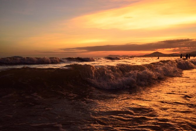 三亚能吃能玩的地方,三亚自由行玩到嗨