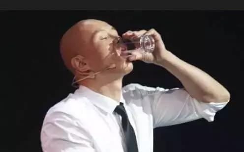 酒品和人品有关系吗,酒品和人品挂钩哪个好