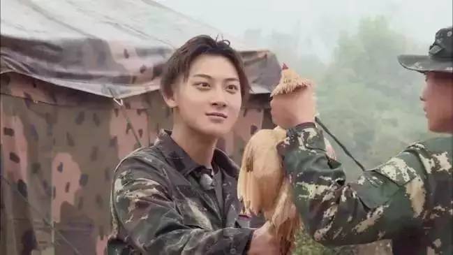 黄子韬胆小被吐槽,黄子韬和海浪们甜怼合集