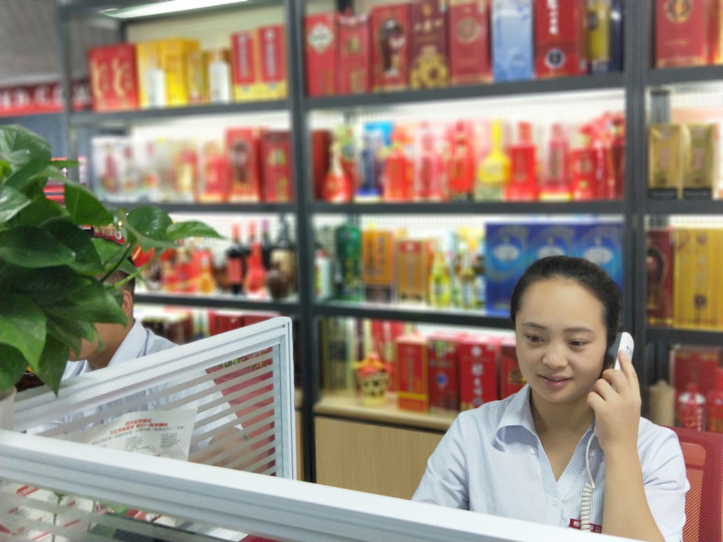 一天签约三位加盟商,一天签约32个门店