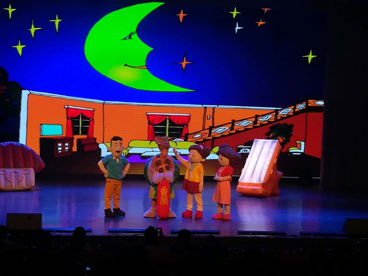 孩子胆怯不敢进教室怎么引导,孩子害羞胆小不敢说话