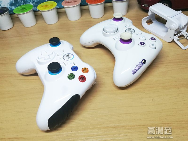 用手柄玩很爽的电脑游戏,用阿修罗2手柄玩的手机赛车游戏