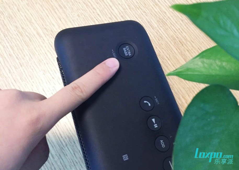 索尼蓝牙耳机续航怎么样,索尼最新款蓝牙音箱