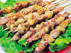 制作美味烤串的做法,教你做好吃的烤串