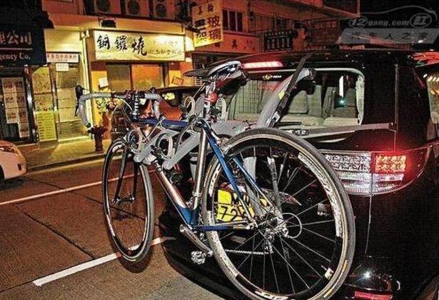 客串3秒就能赚300万,他却选择拒绝,日常座驾仅为自行车