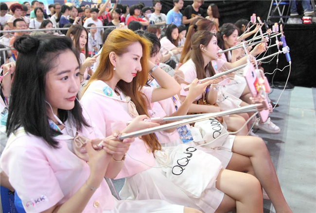 推荐一款最好用的自拍杆,一款好用的自拍杆推荐给大家