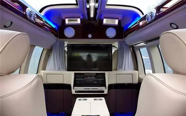 戴墨镜金链子特效bgm,戴墨镜叼雪茄大金链子bgm