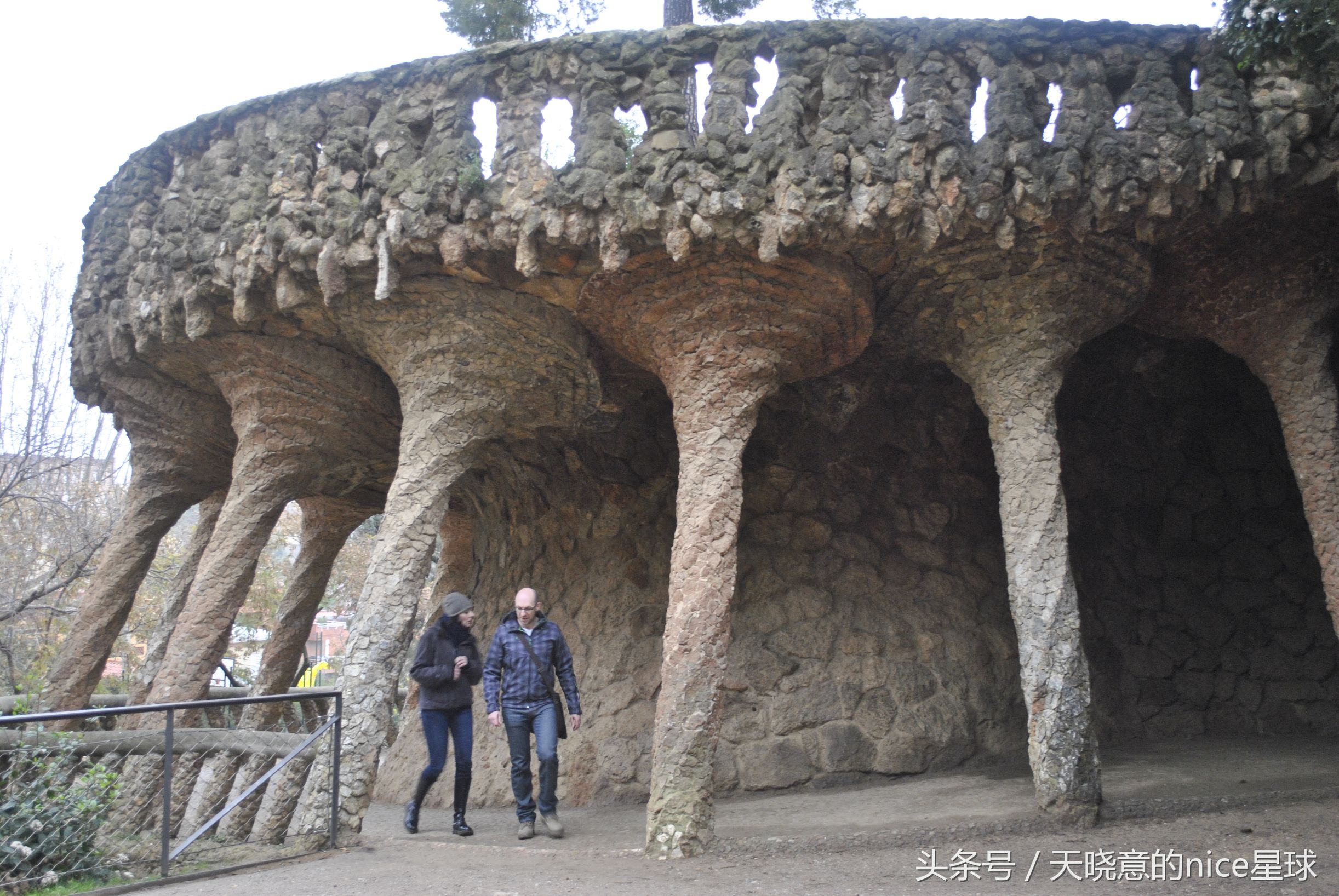 巴塞罗那旅游攻略两日游多少钱,巴塞罗那一日游必去景点