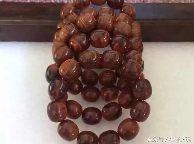 崖柏黑油料是怎么形成的,崖柏红油料好还是黑油好