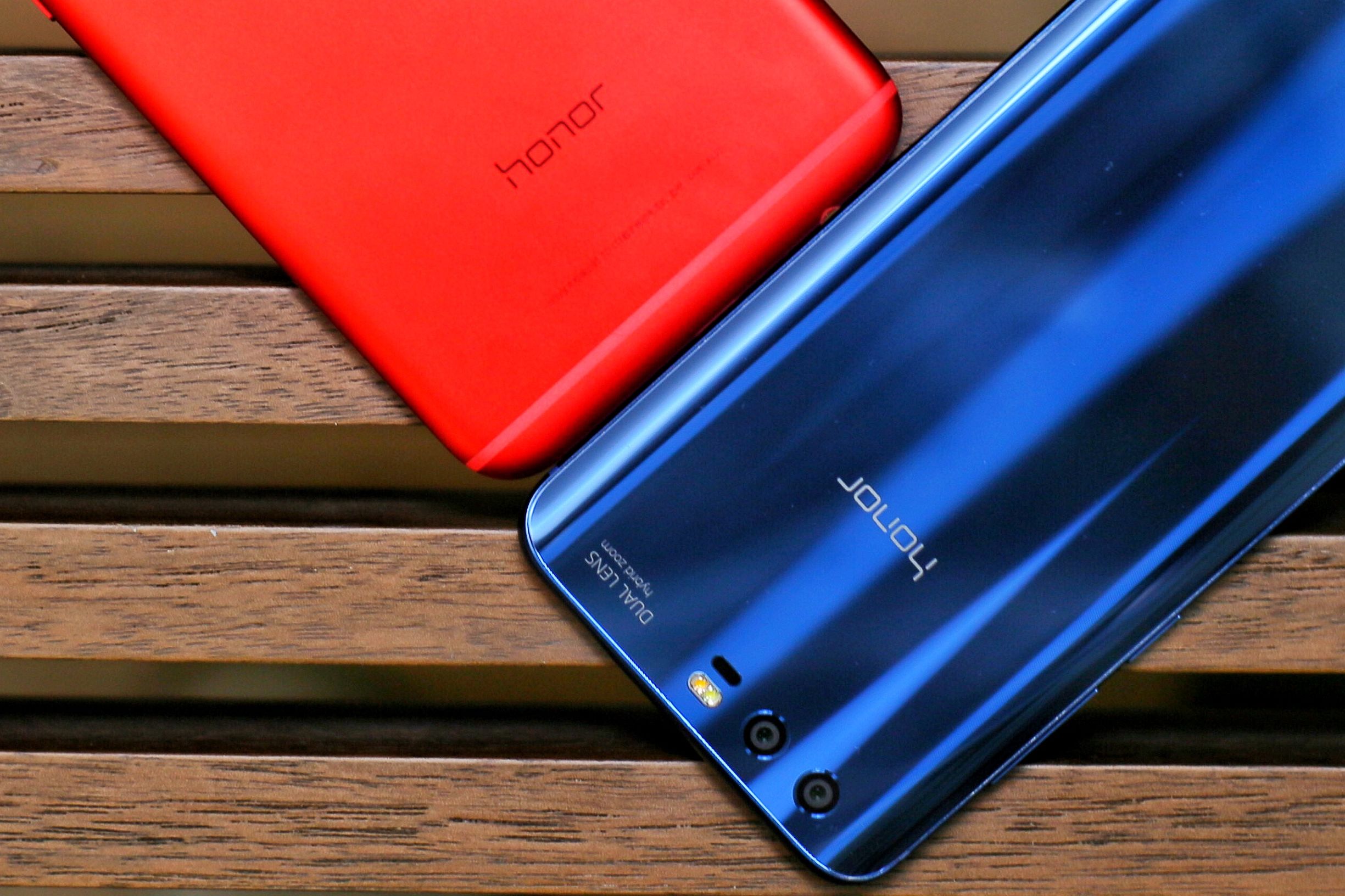 荣耀9和荣耀v9的区别哪个好,荣耀v9和荣耀v9play哪个好