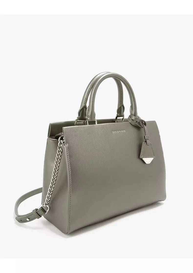 我的前半生唐晶为什么对罗子君好,我的前半生原著中的子君和唐晶