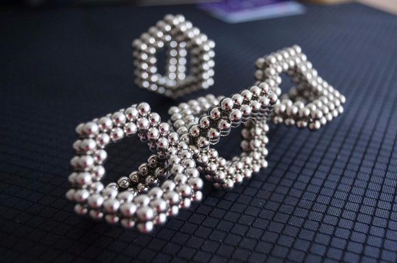 好玩的巴克球解压视频,减压球巴克球