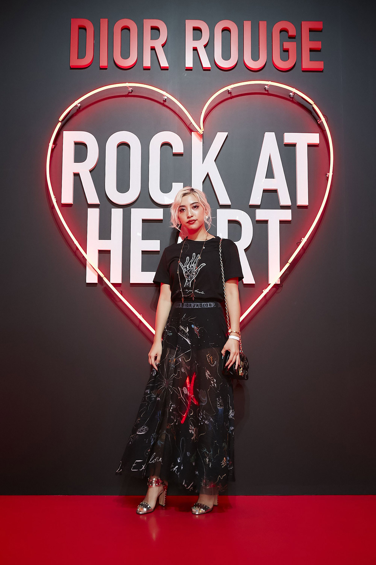 全新迪奥小姐和花漾淡香水,新款迪奥香水有哪些