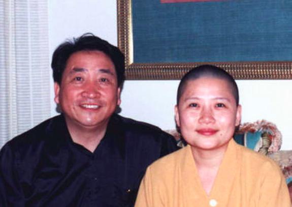 31岁唱《青藏高原》爆红,80岁唱青藏高原