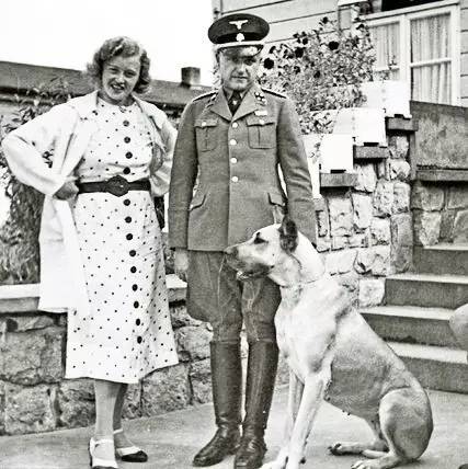 集中营里的“女皇”，剥皮做“艺术品”是她最大的乐趣，德国亲手将她送进监狱