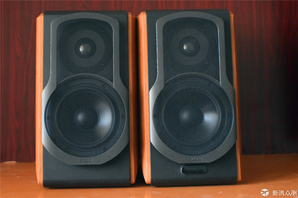 漫步者s1000比r1700有质的飞跃么,漫步者s1000需要配什么