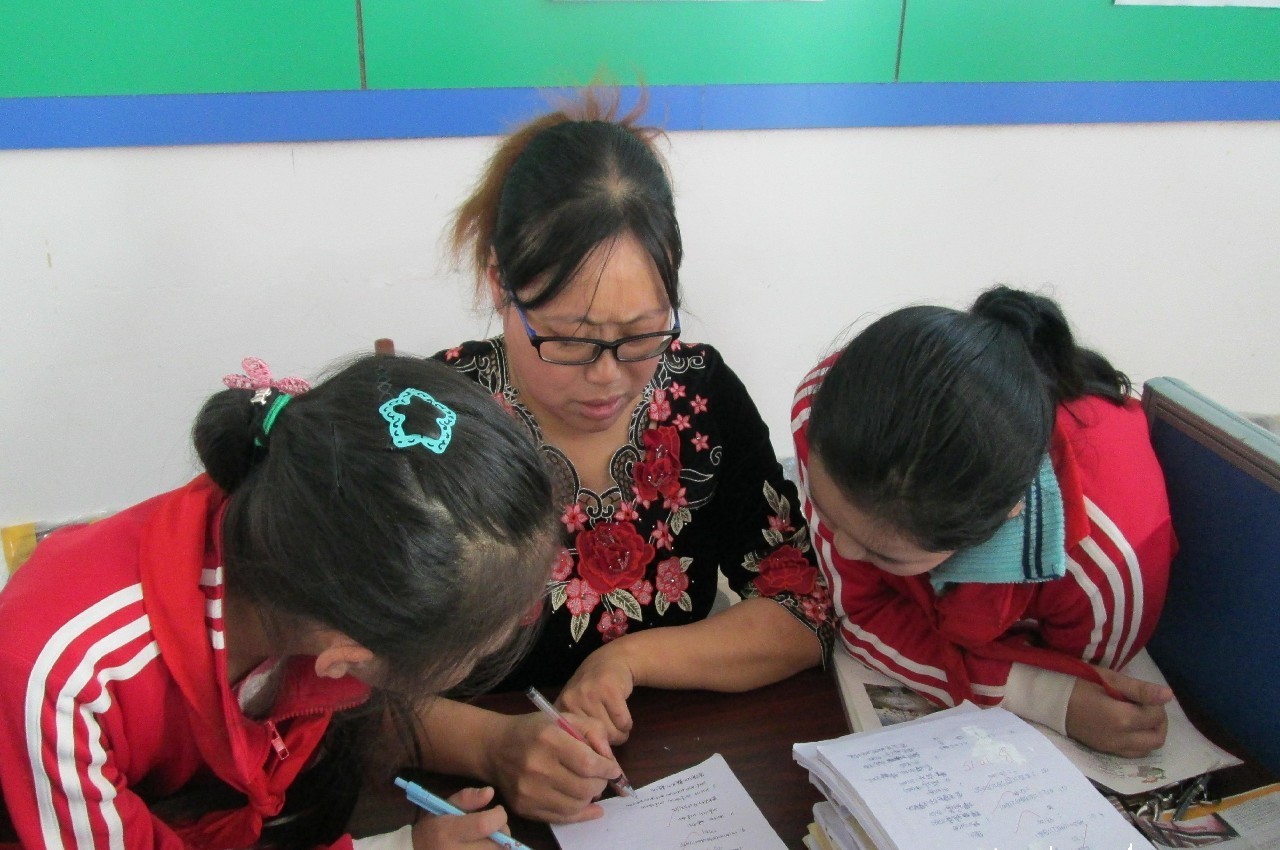 冯敏：心系教育涓涓爱汗洒山区滴滴情丨四川教师风采