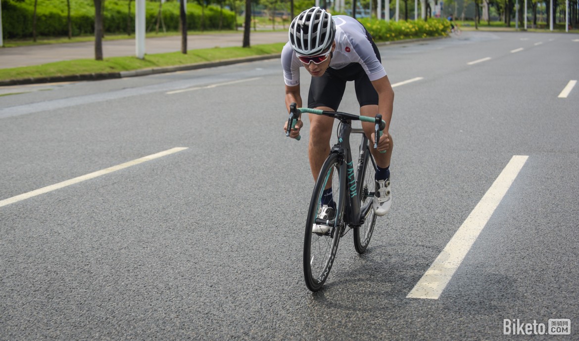 新款factorone公路车,英国elemental跑车