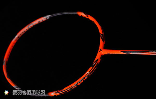 羽毛球备用拍有什么,推荐一款性价比最高的羽毛球拍