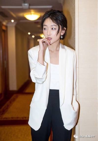 superstar周冬雨窦靖童,窦靖童周冬雨合作