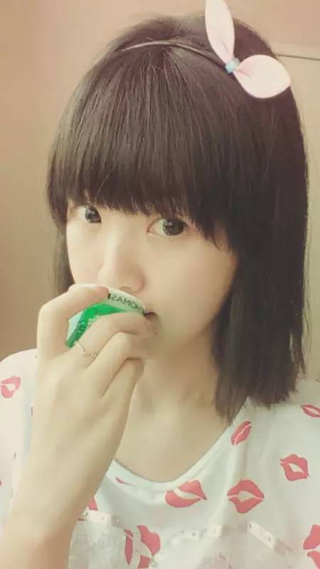 美肤记丨这样睡觉，胜过涂100瓶眼霜