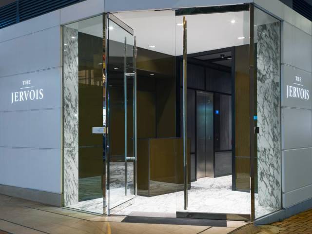 古色古香的酒店结合现代内部设计,极简主义生活风格的酒店