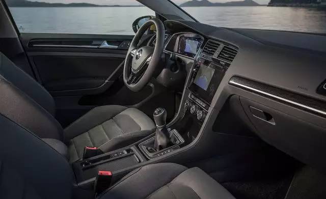 18款高尔夫1.4t豪华版加速测评,22款高尔夫1.4t驾驶感受