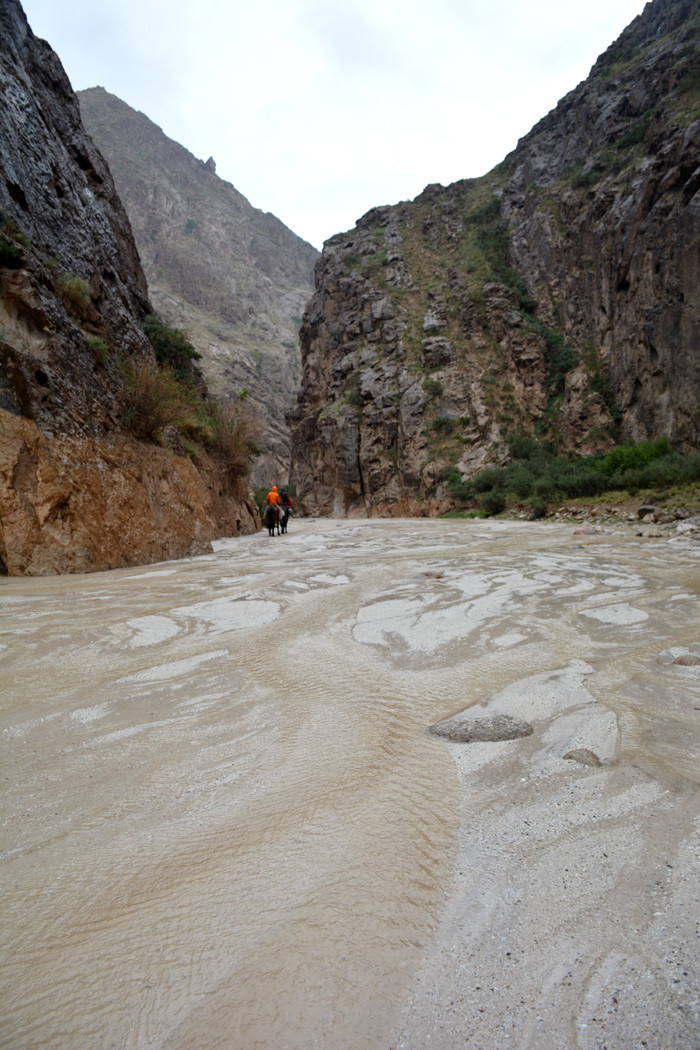 行者无疆-6月乌孙，漂洋过海为圣湖，翻山越岭因初心