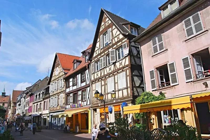 八月你好，我想去看看二次元的世界！