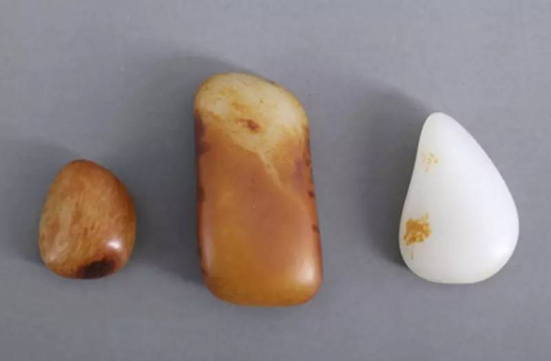 和田玉白玉籽料大全,新疆和田玉白玉选购技巧