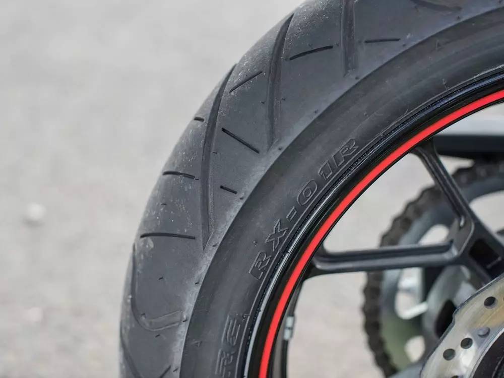 新款铃木gsx250r试驾测评,铃木gsx250r测评如何