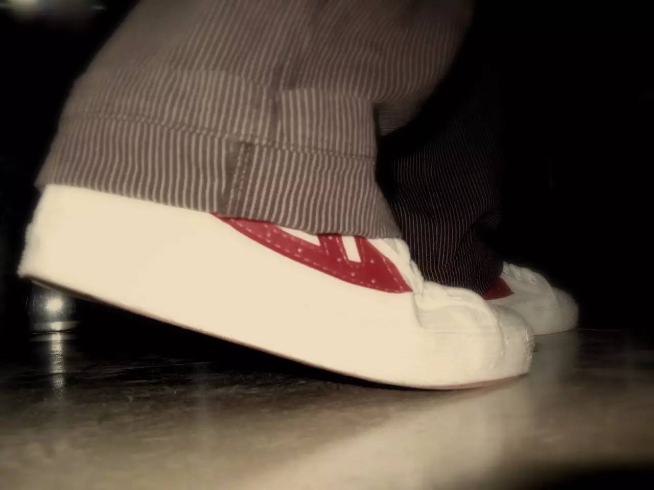 有没有像回力这样的国产衣服品牌,像回力但又不是回力的牌子有哪些