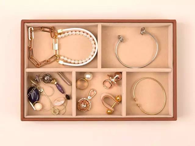 不要让你的旧首饰成为压箱底,对于首饰的收纳