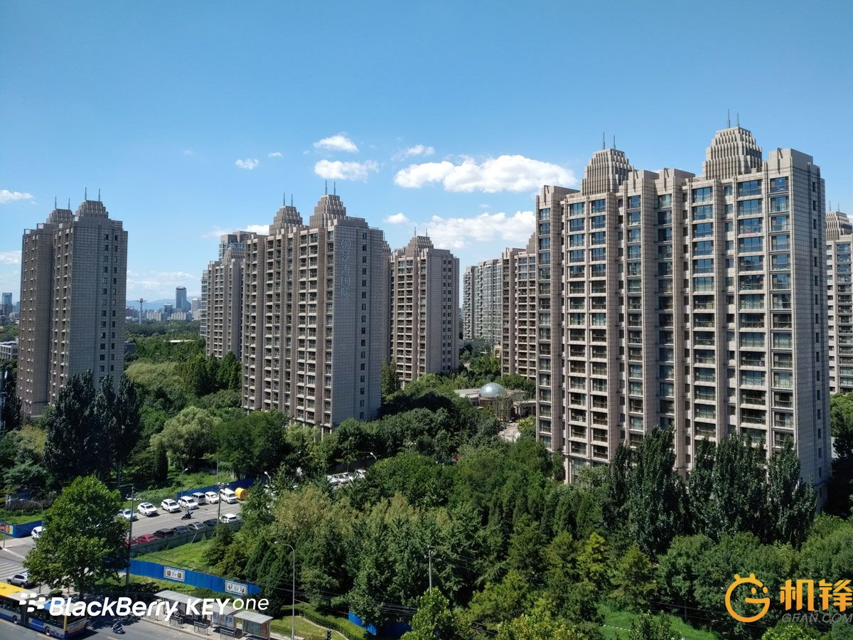 黑莓KEYone评测：3999元情怀是否值得充值？