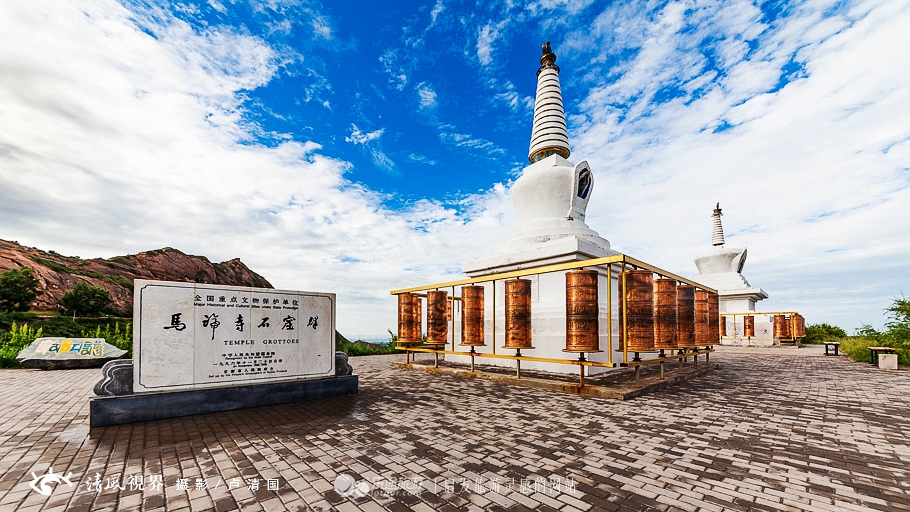 在马蹄寺三十三天点燃一盏心灯