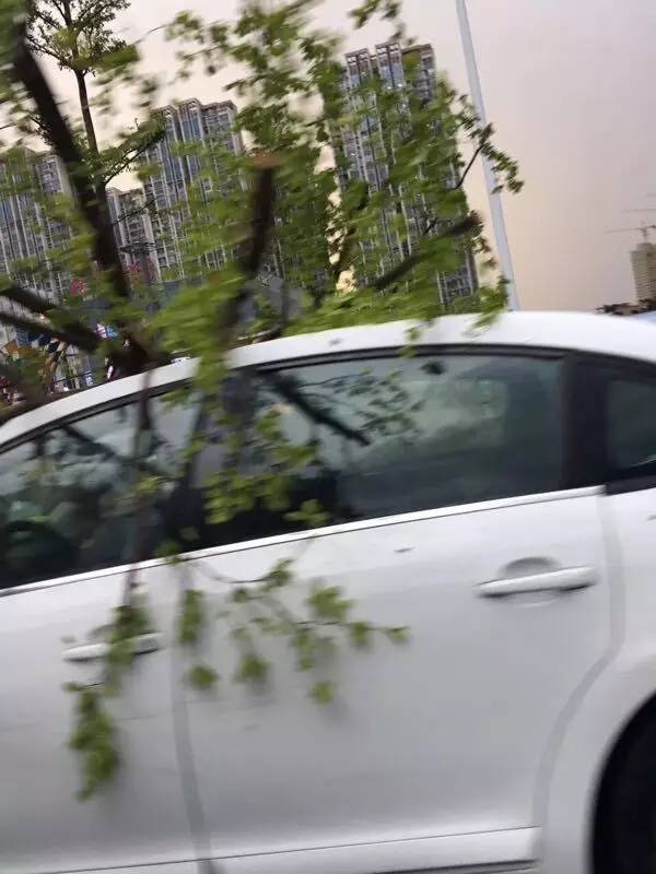 福州突然下起冰雹！气温秒降11℃！雨后的福州简直美如画！「新闻客」